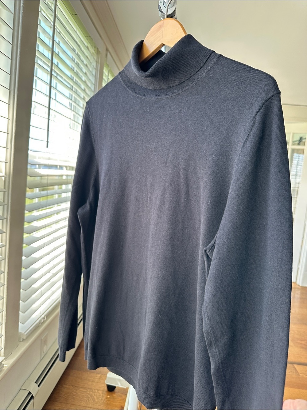 Talbots black jersey knit turtleneck sweater in a cotton  blend